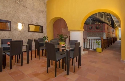 Cartagena Walled City Villa | Huge Mansion Luxury Pool In The Walled City