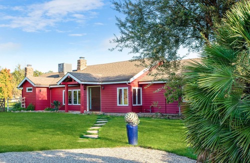 Santa Ynez House | Huge ranch house with pool on 10 acres with vineyards!