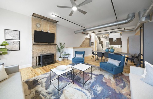 Over-the-Rhine House | Huge Retreat| Rooftop Deck| Stay At Findlay Market