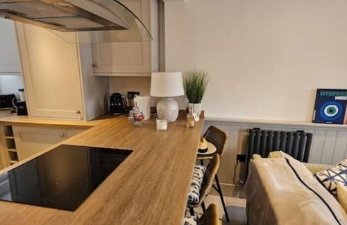 Grimsby Cabin | Humberston Fitties Boathouse