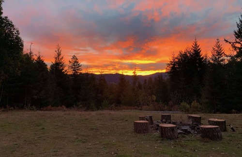 Blue Lake Cabin | Humboldt Glamping! A unique experience. Your very own private camp! Cabin & Tent