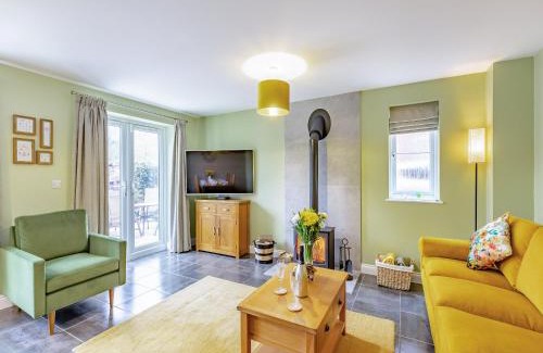 Cinderford House | Humbug House