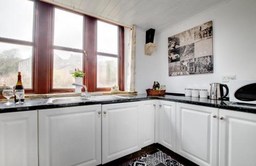 Pateley Bridge House | Humbug Lodge