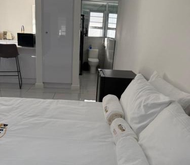 Humewood Apartment | Humewood Gardens Private Suite