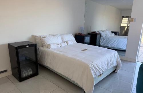 Humewood Apartment | Humewood Gardens Private Suite