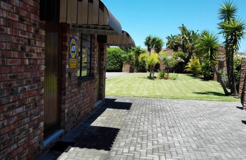 Humewood House | Humewood Home Stay