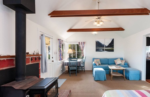 Baywood-Los Osos House | Hummingbird Cottage - Monthly Only
