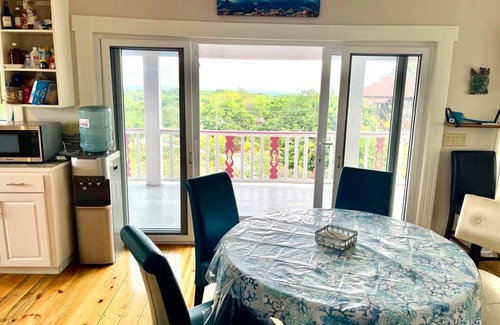 Isla de Utila House | Hummingbird Caribbean views with 9-BRs/6-Baths, on the island of Utila, Honduras
