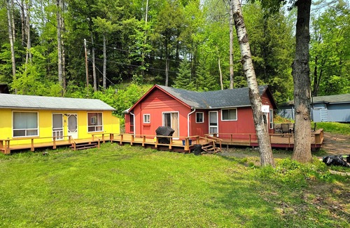 Bracebridge Cottage | Hummingbird - Waterfront Cottage on Muskoka River