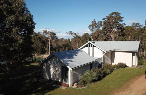 Metricup House | Hundred Acre Woodland Retreat