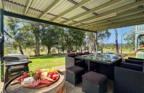 Lovedale House | Hunter Homestead & Cottage