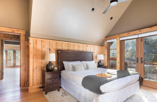 Truckee Cabin | Hunter in California
