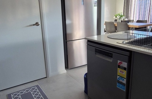 Bellbird House | Hunter Valley escape- 5 mins to the local wine region and 10 mins to centre.