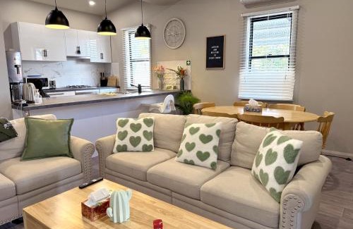 Cessnock House | Hunter Valley Haven