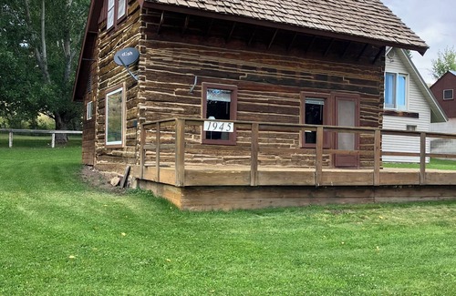 Hailey Cabin | Hunters Cabin near Carey, Idaho. Great use for hunting in Unit 49.