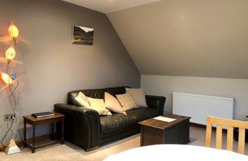 West Laroch Apartment | Hunters Lodge Apartments