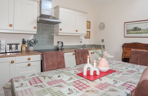 Bodorgan Cottage | HUNTERS LODGE, pet friendly, character holiday cottage in Llangefni
