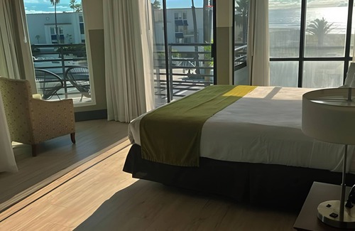 Huntington Beach Hotel | Huntington Beach Inn