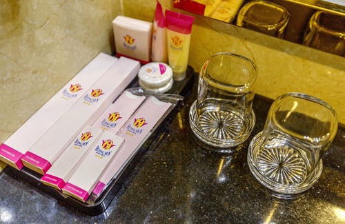 Little Japan Hotel | Huong Sen Hotel