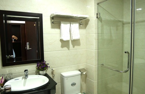 Cam Le Hotel | Huong Son Hotel