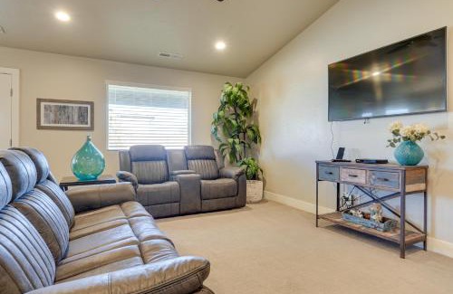 Hurricane House | Hurricane Getaway with Private Pool, Mtn Views!