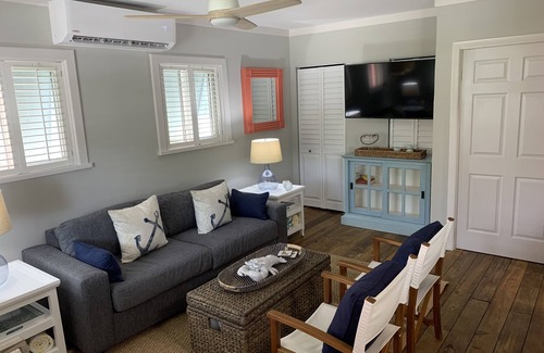 Spanish Wells Cottage | 🌞🌴 Hurry!Sun is Calling🌺Come Here to Escape and Sit Quietly on the Beach🐠🍹