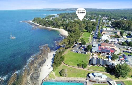 Huskisson House | Huskisson Beach Holiday Villa by Experience Jervis Bay