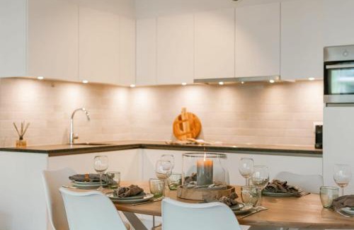 Ostend City Centre House | Huswell - Bright apartment in Sky garden with terrace