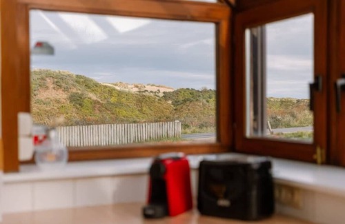 Oostduinkerke-Bad House | Huswell - Cozy Escape Nestled in the Dunes