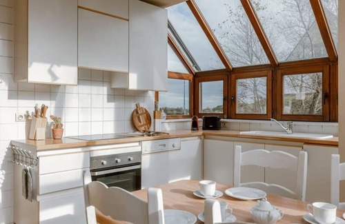 Oostduinkerke-Bad House | Huswell - Cozy Escape Nestled in the Dunes