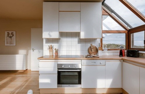 Oostduinkerke-Bad House | Huswell - Cozy Escape Nestled in the Dunes