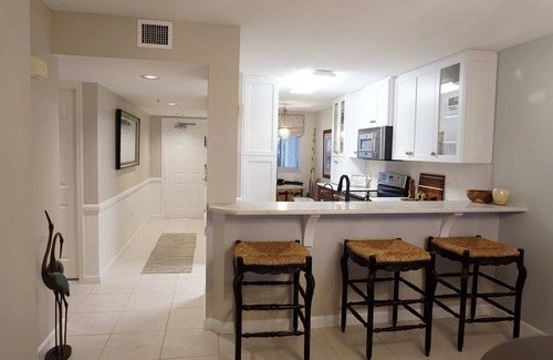Fort Pierce Shores Apartment | Hutchinson Island North Beach/Lagoon Access - First Floor Unit