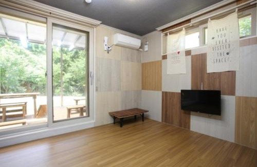 Hwacheon House | Hwacheon Yeoungwoong-ine Pension
