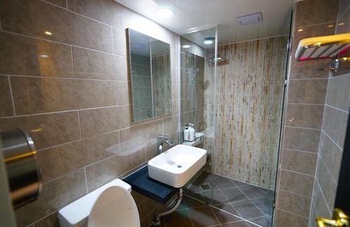 Jeonju Hotel | Hwangsil Tourist Hotel