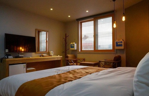 Jeonju Hotel | Hwangsil Tourist Hotel