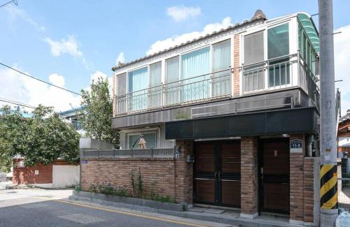 Paldal-gu House | Hwaseong Haengoong 1027