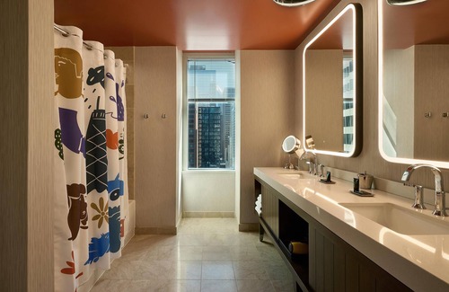 Streeterville Hotel | Hyatt Centric Chicago Magnificent Mile