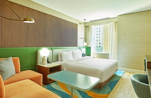 Streeterville Hotel | Hyatt Centric Chicago Magnificent Mile