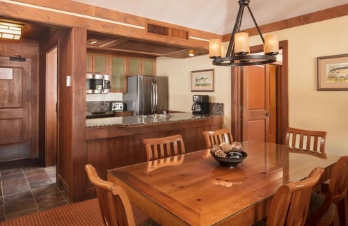 Incline Village Resort | Hyatt High Sierra Lodge - Gorgeous Lakeside Resort + Amenities - 2 Bedroom Suite