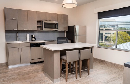 Nashville Hotel | Hyatt House Nashville Airport