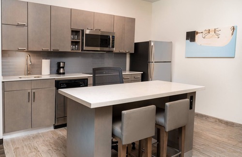 Nashville Hotel | Hyatt House Nashville Airport