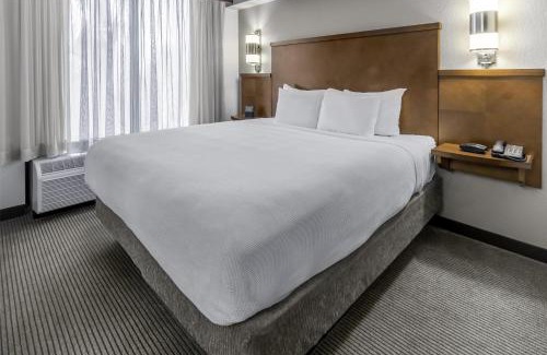 Charlotte Hotel | Hyatt Place Charlotte Airport Billy Graham Parkway