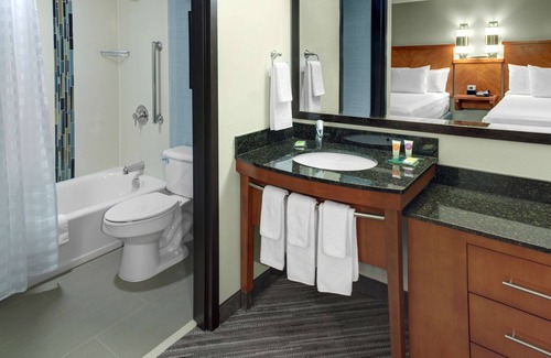 Charlotte Hotel | Hyatt Place Charlotte Airport/Billy Graham Parkway