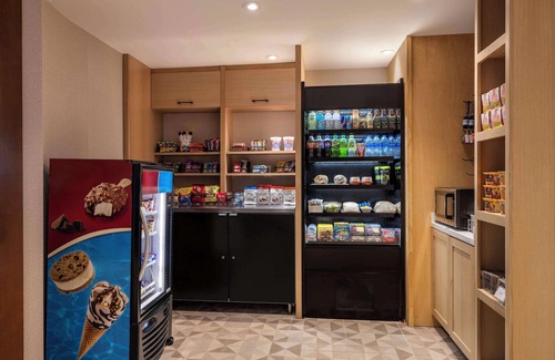 Utica Hotel | Hyatt Place Detroit/Utica