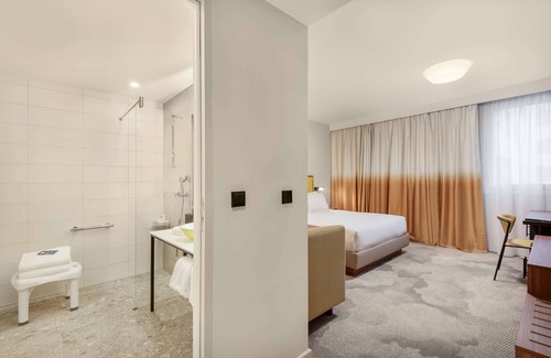 Roissy-en-France Hotel | Hyatt Place Paris Charles de Gaulle Airport