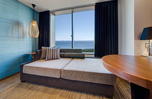 Urayasu Hotel | Hyatt Regency Tokyo Bay