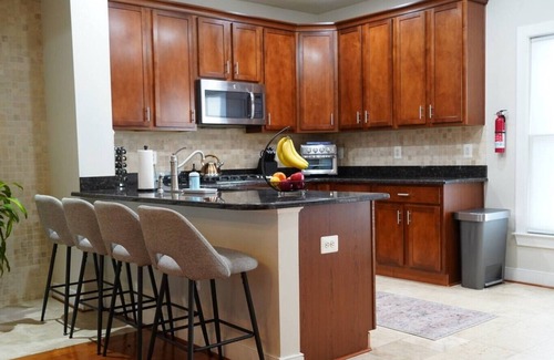 Hyattsville House | Hyattsville Heights