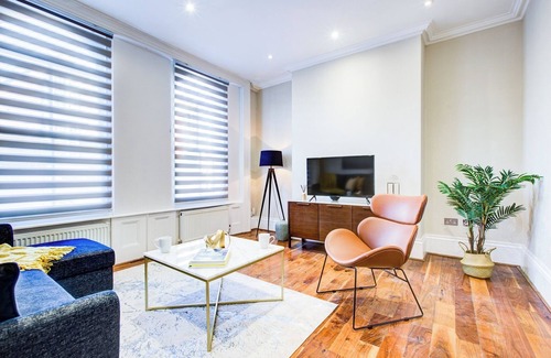 Battersea Apartment | Hybrid Resi - Battersea | 3 Bed Apartment