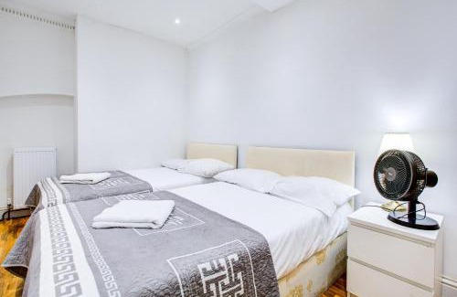 Queen's Gate Hotel | Hyde Park Garret Hotel