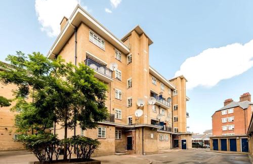 St. Johns Wood House | Hyde Park